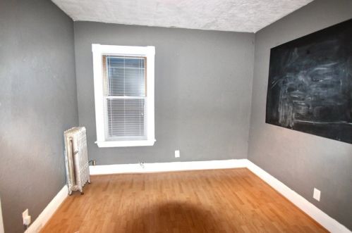 549 Washington Ave, Chelsea MA 02150-3906 exterior