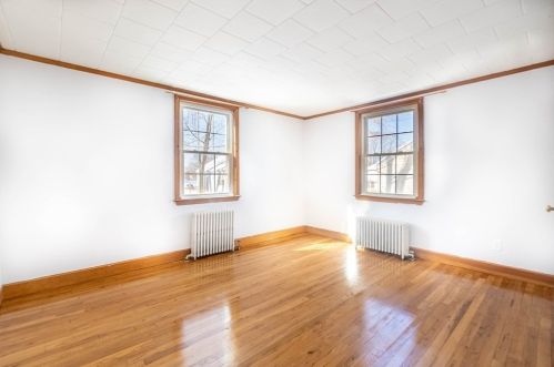 3 Hillsboro St, Quincy MA 02169-8913 exterior