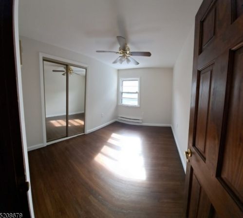 85 Lakeside Dr, Wantage NJ  07461-4360 exterior