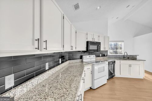 371 Tait Rd, Stockbridge GA  30281-4395 exterior