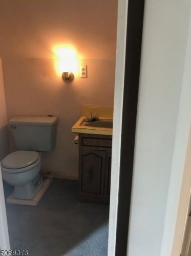 641 Belleville Ave, Belleville NJ 07109-3034 exterior