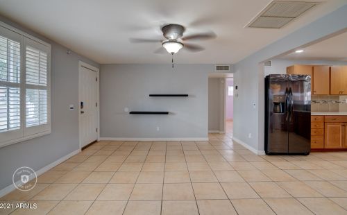 11041 18 Dr, Phoenix AZ 85007-2433 exterior