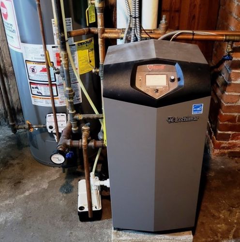 580 Weetamoe St, Fall River MA 02720-5643 exterior