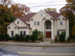 1094 Walnut St, Newton, MA 02461-1264