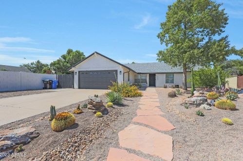 1022 Blackhawk Dr, Phoenix AZ  85024-4173 exterior