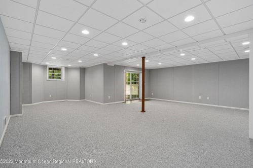 496 Ridgedale Ave, East Hanover NJ  07936-3006 exterior