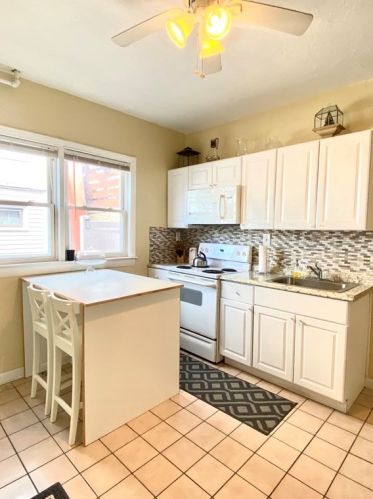 43 Heath St, Everett MA 02149-1827 exterior