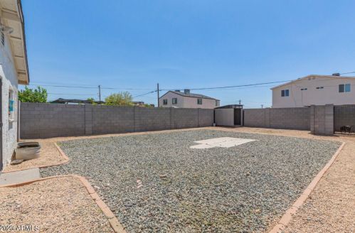 912 4 Ave, Phoenix AZ 85013-3034 exterior