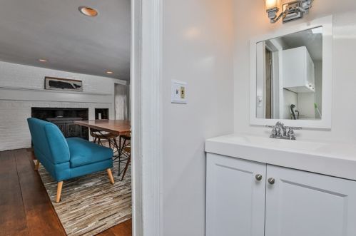 20 Parker St, Newbury MA 01951-1120 exterior