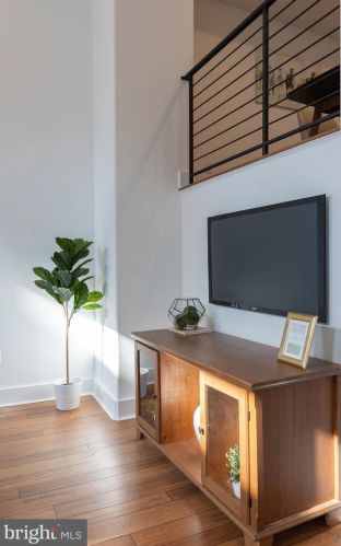 1813 6 St, Philadelphia PA 19140-4528 exterior