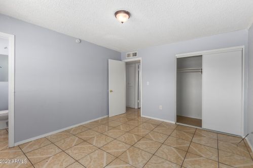 6329 43 Ave, Phoenix AZ 85029-3944 exterior