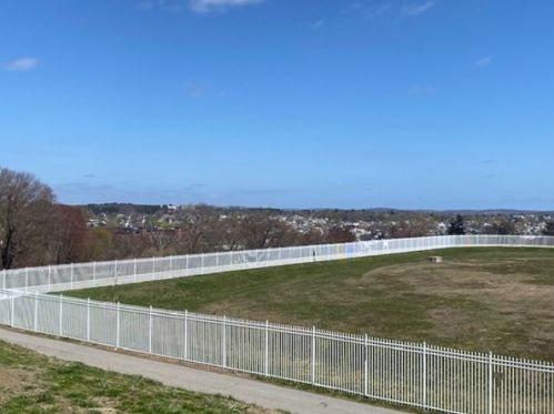 63 Hillside Ave, Lawrence MA 01841-3252 exterior