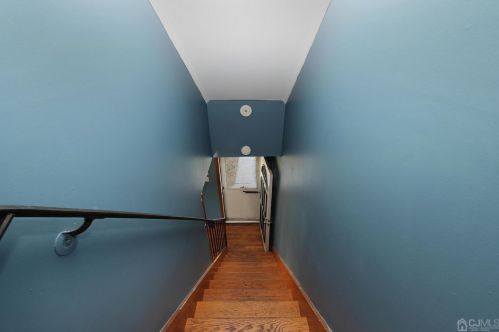 19 Jeanette St, Carteret NJ  07008-3131 exterior