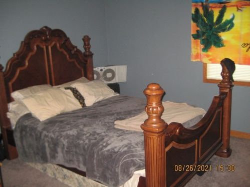 37 Ludlow Rd, South Hadley MA 01075-3004 exterior