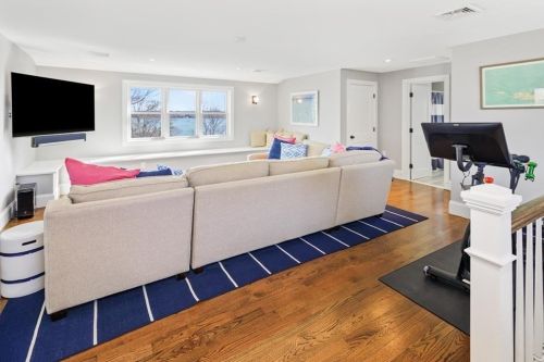 14 Otis Hl Rd, Hingham MA 02043-4510 exterior