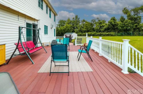 10 Summerhill Ct, Columbus NJ  08022-1970 exterior