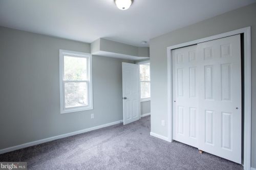 128 Edith Ave, West Deptford NJ 08096-3521 exterior