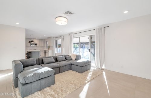 13216 30th Pl, Phoenix AZ  85032-6033 exterior