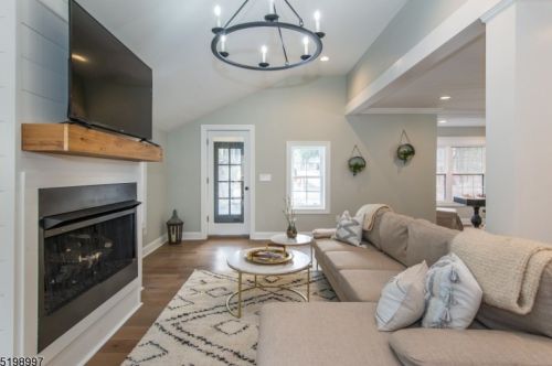 131 Combs Hollow Rd, Dover NJ  07869-3504 exterior