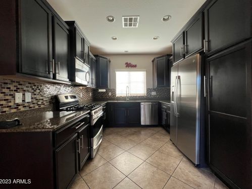 21160 36th Pl, Phoenix AZ  85050-8386 exterior