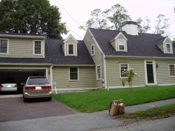 45 Puritan Rd, Newton, MA 02461-1036