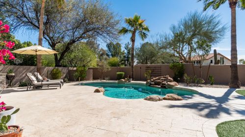14057 33 St, Phoenix AZ 85032-7201 exterior