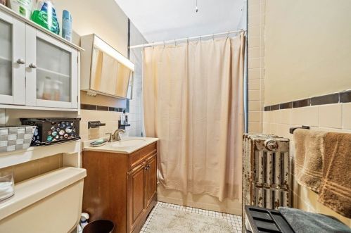 30 Atherton St, Quincy MA 02169-6801 exterior