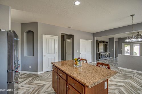 4217 73 Dr, Phoenix AZ 85033-2512 exterior