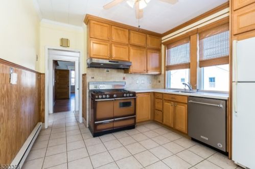 68 Bremond St, Belleville NJ 07109-2734 exterior