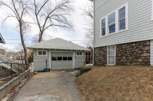 11 Hadwen Ln, Worcester MA 01602-2612 exterior