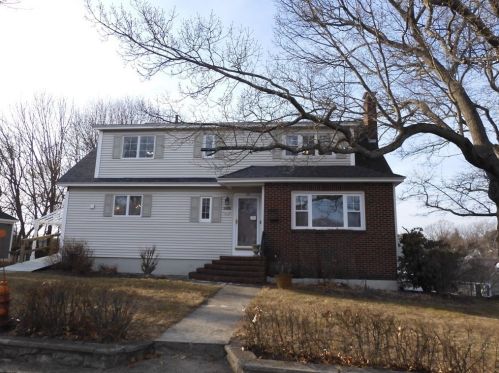 30 Linwood Ave, Methuen, MA 01844-5900