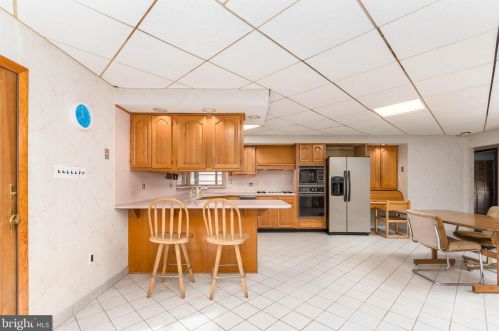 1851 Pt Pleasant Ave, West Deptford NJ 08096-4324 exterior