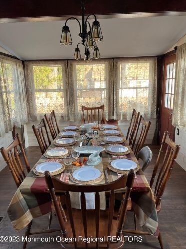 603 Veterans Hwy, Jackson Twp NJ  08527-3730 exterior