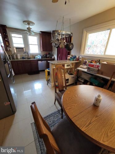 6113 6th St, Philadelphia PA  19120-1320 exterior