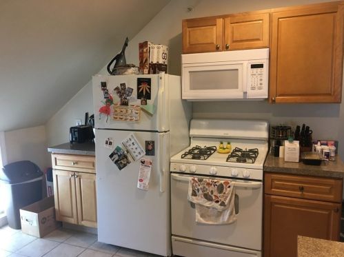 21 Pear St, Fall River MA 02720-5324 exterior