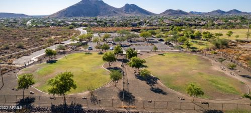 26518 51st Dr, Phoenix AZ  85083-1274 exterior