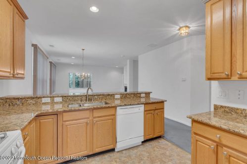 65 Chesterfield Dr, Jackson Twp NJ 08527-6325 exterior