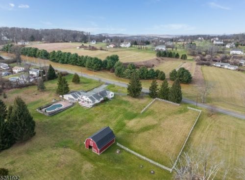 486 Adamic Hill Rd, Milford NJ  08848-1742 exterior