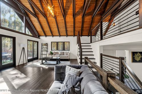 218 Chandler Rd, Jackson Twp NJ  08527-4339 exterior