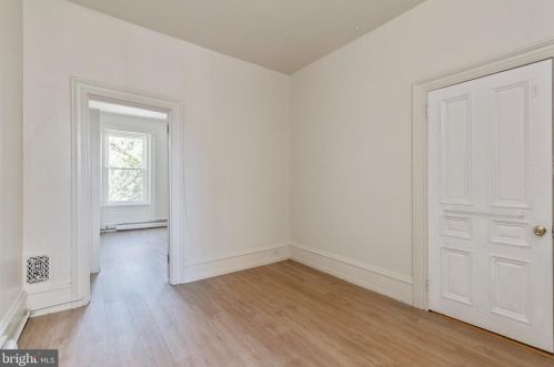 2013 15 St, Philadelphia PA 19121-2301 exterior