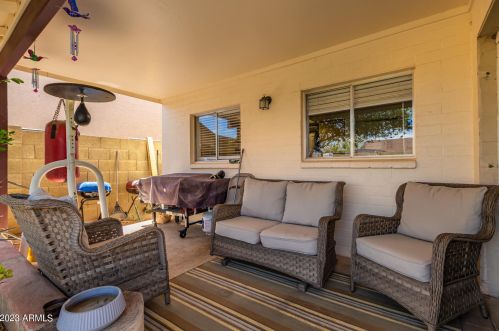 1444 Carson Rd, Phoenix AZ  85041-6711 exterior