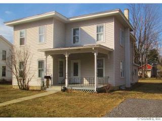 32 Hollister St, Dundee NY  14837-1123 exterior