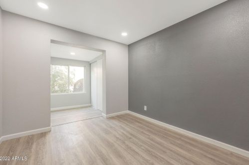 519 El Camino Dr, Phoenix AZ 85051-4627 exterior