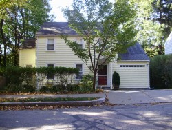 211 Cypress St, Newton, MA 02459-2226