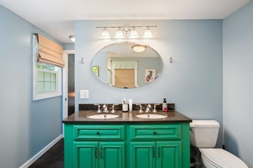 181 Floral St, Shrewsbury MA  01545-3246 exterior