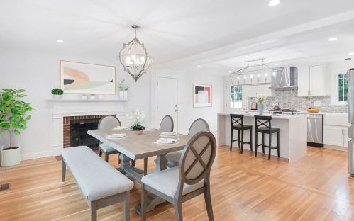 800 Central Ave, Needham MA  02492-2010 exterior