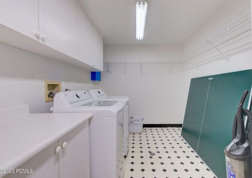 7794 Pinebrook Rd, Park City UT 84098-5348 exterior