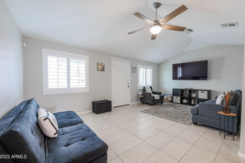 2335 28th St, Phoenix AZ  85008-2001 exterior