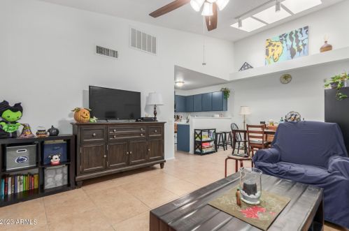 7002 42nd St, Phoenix AZ 85032-2205 exterior