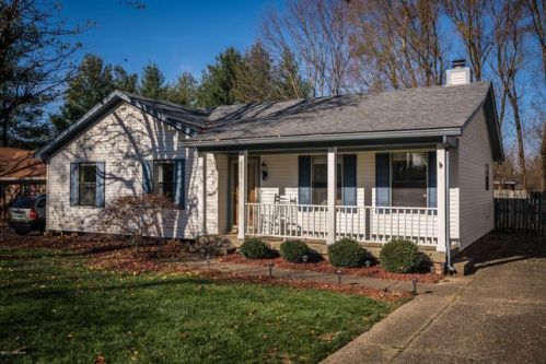 8003 Sycamore Crk Dr, Louisville KY  40222-3920 exterior